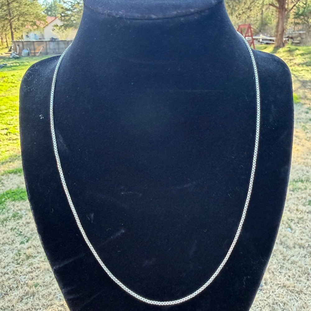 925 Stainless Steel Rounded Box Chain Necklace